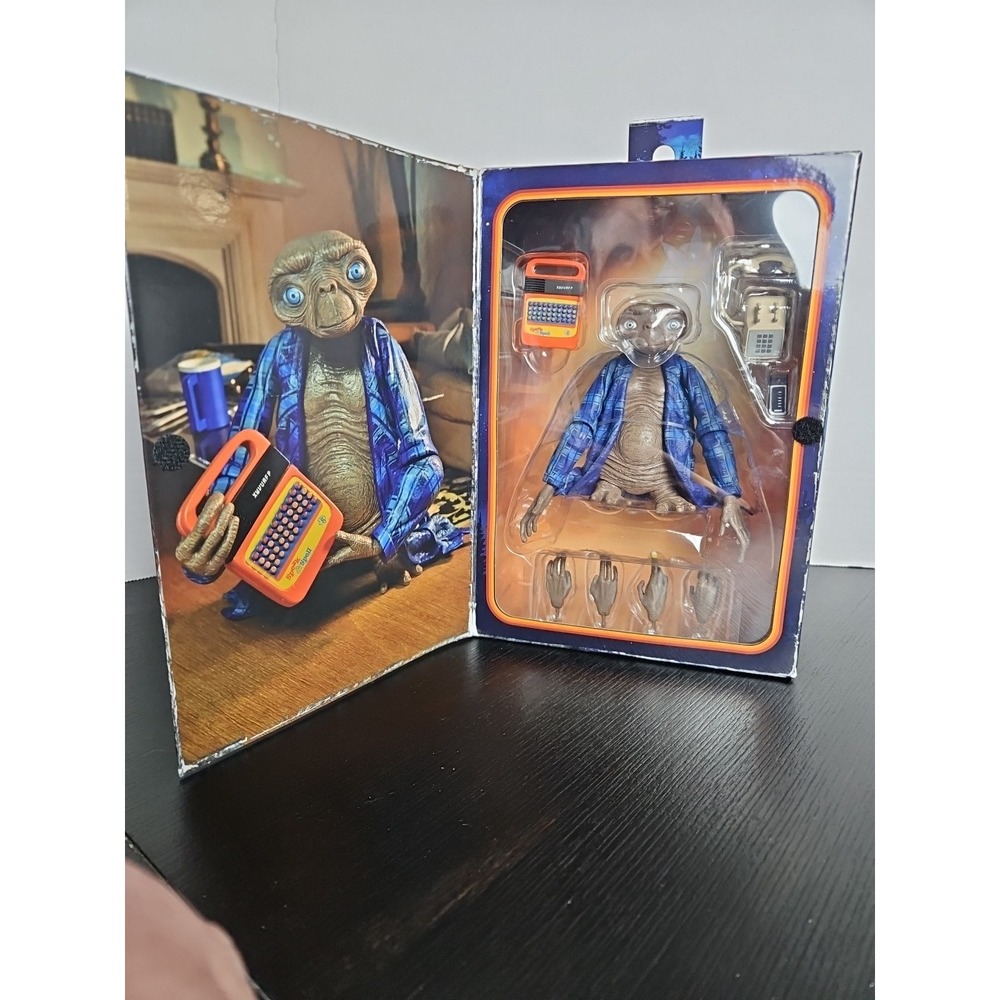 Neca Ultimate Telepathic‎ ET Action Figure NIB 40th Anniversary